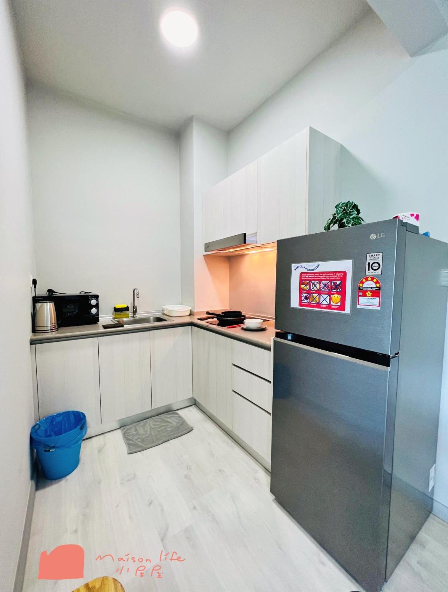 Maison Life 小居屋 Jesselton Quay Citypads Кота Кинабалу Екстериор снимка