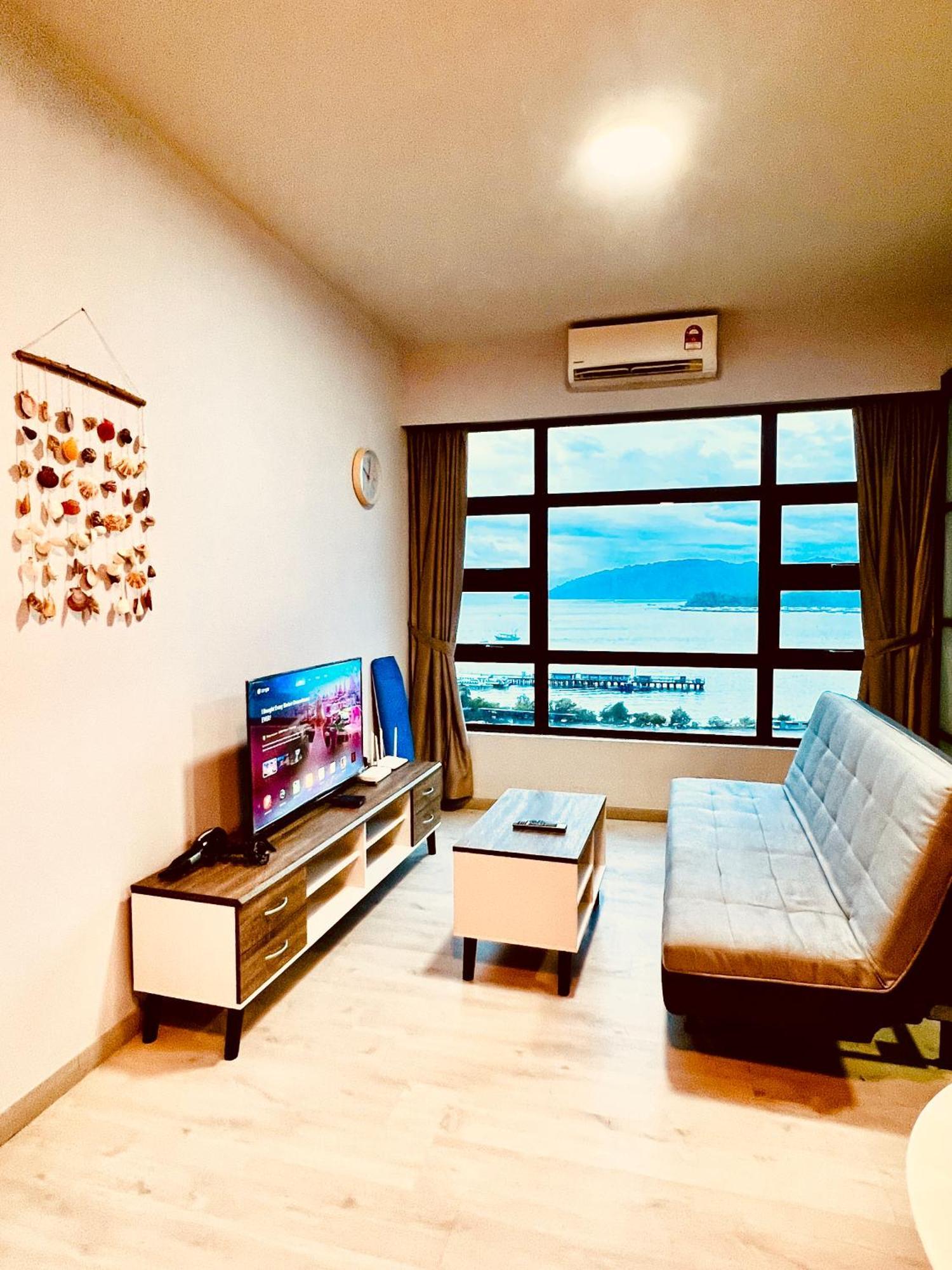 Maison Life 小居屋 Jesselton Quay Citypads Кота Кинабалу Екстериор снимка